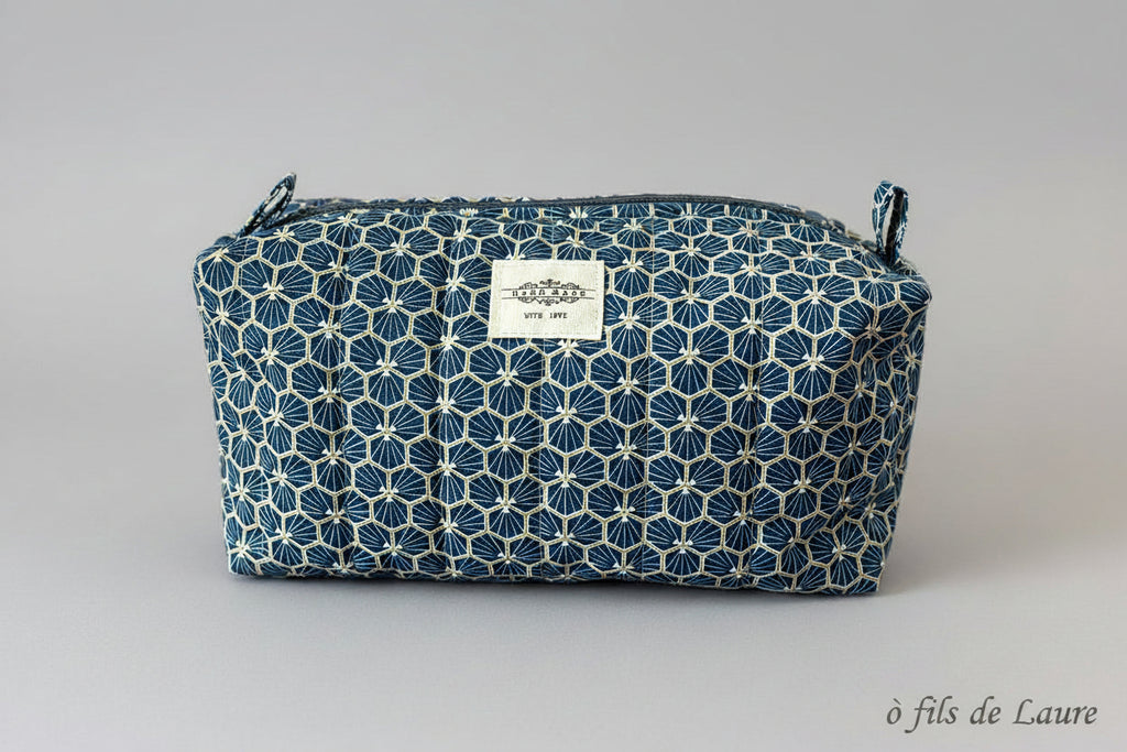 Trousse de toilette bleue homme